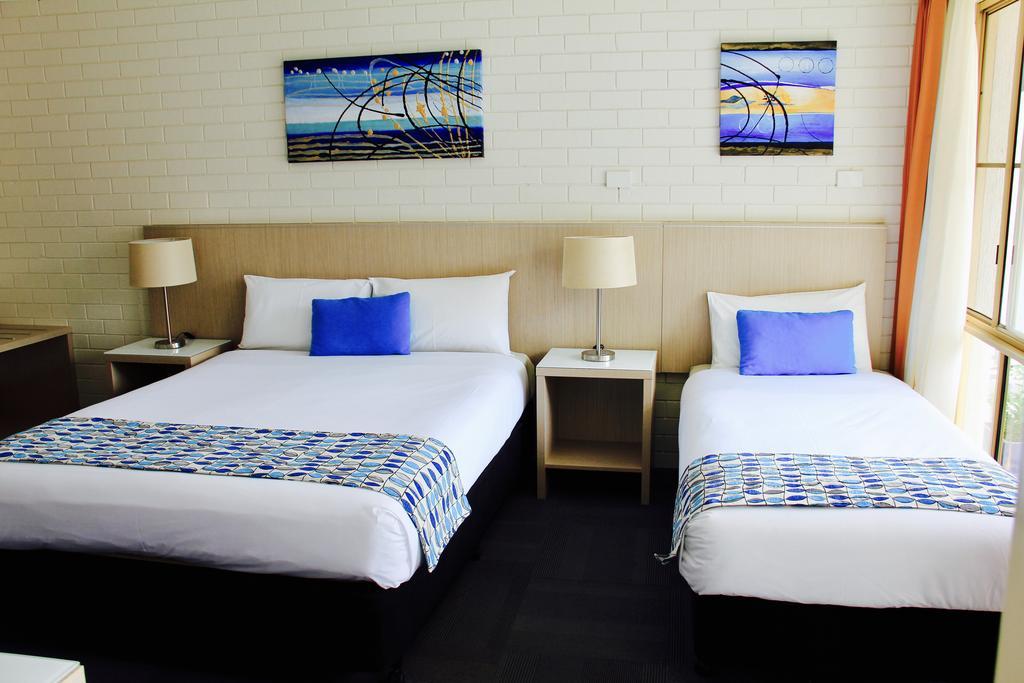 בייטמנס ביי Zorba Waterfront Motel מראה חיצוני תמונה