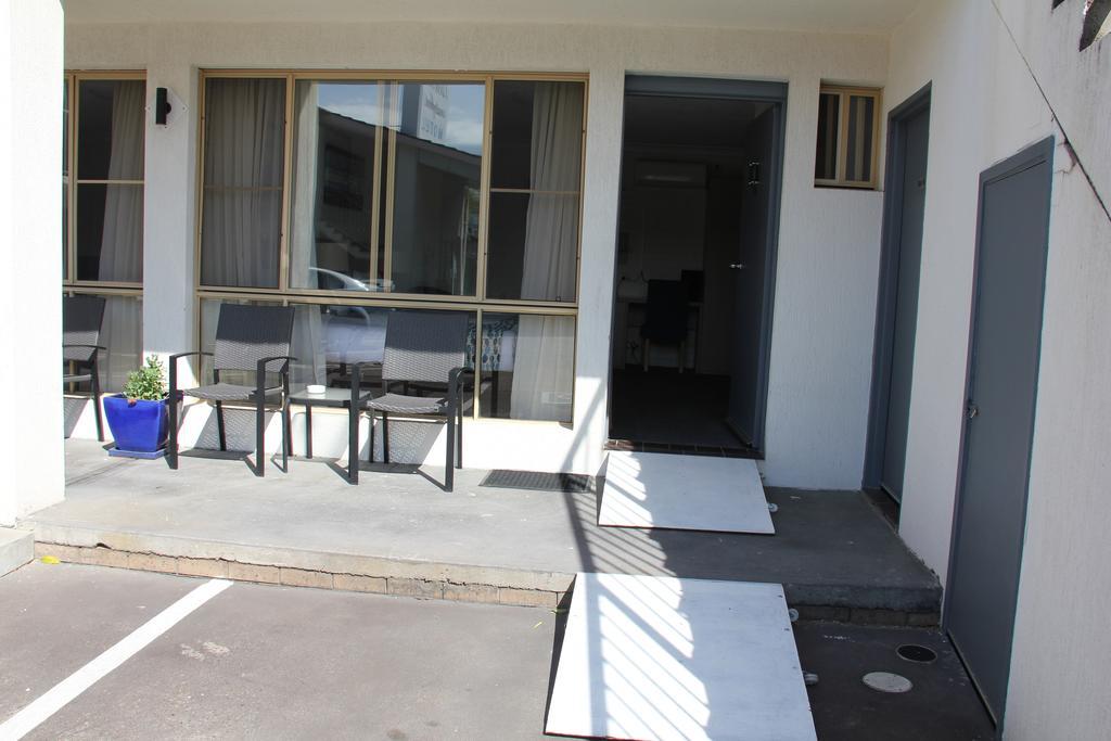 בייטמנס ביי Zorba Waterfront Motel מראה חיצוני תמונה