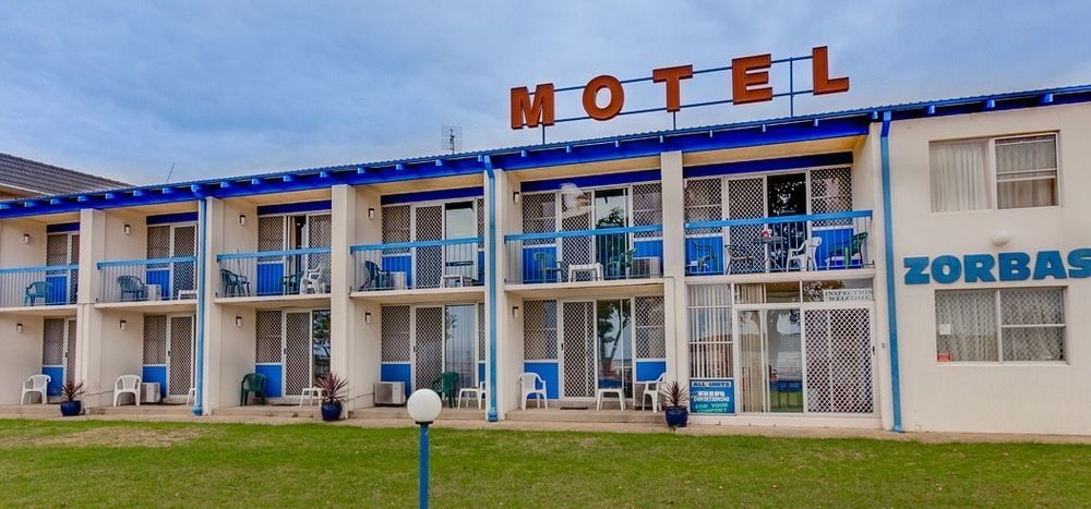 בייטמנס ביי Zorba Waterfront Motel מראה חיצוני תמונה