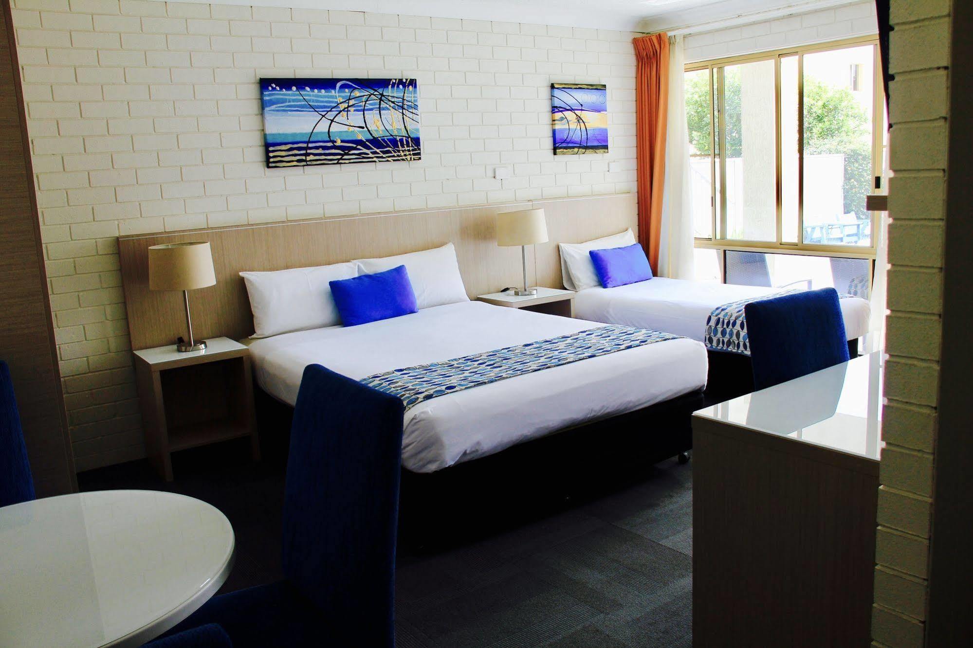 בייטמנס ביי Zorba Waterfront Motel מראה חיצוני תמונה