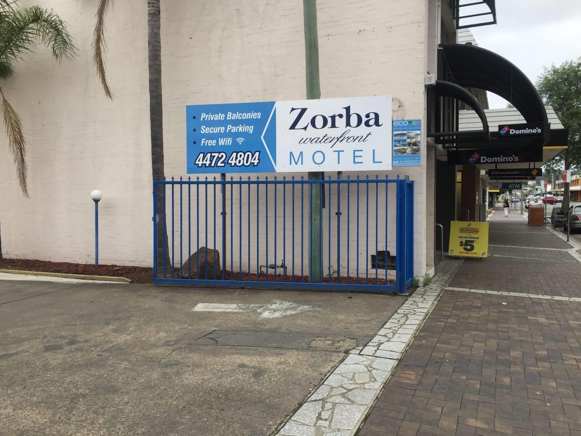 בייטמנס ביי Zorba Waterfront Motel מראה חיצוני תמונה