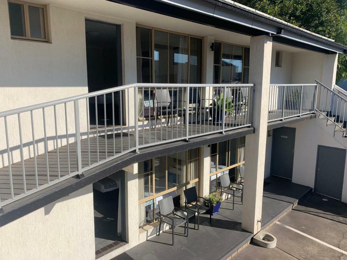 בייטמנס ביי Zorba Waterfront Motel מראה חיצוני תמונה